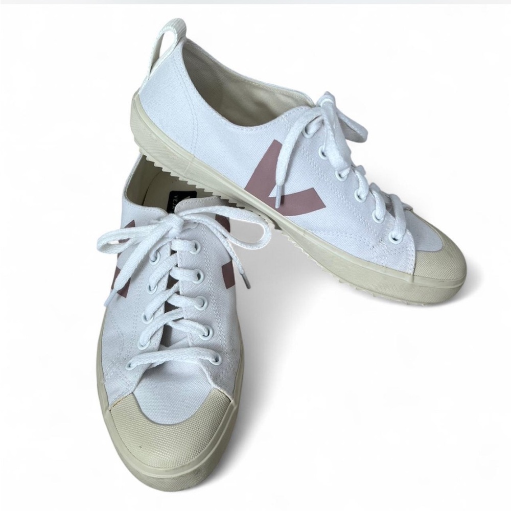 Veja Women's White Cream Neutral Pink/Purple Size 8 sneakers
